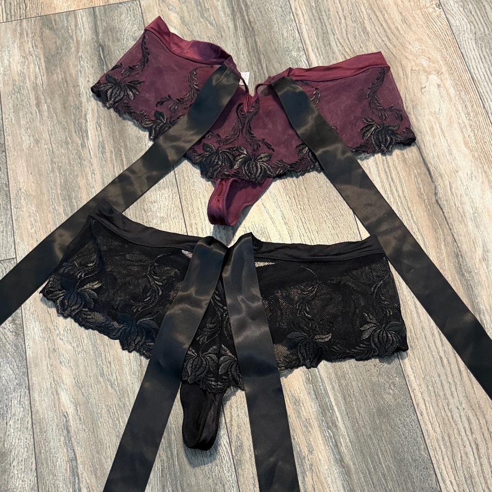 Victoria's Secret Burgundy and Black Lace Panties - Picture 10 of 10